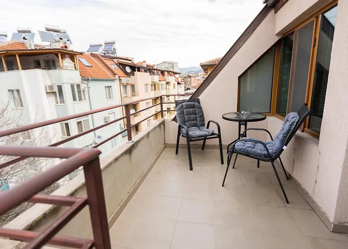 Djanina 3 アパート