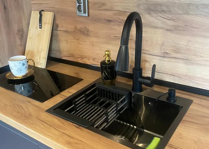 Djanina 3 סנדנסקי